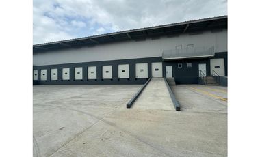 Bodegas o Galeras Industriales en Llano Bonito en Alquiler- LH