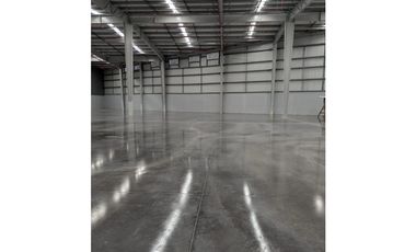 Bodegas o Galeras Industriales en Llano Bonito en Alquiler- LH