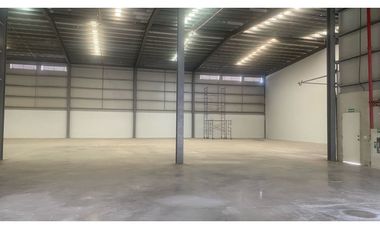 Bodegas o Galeras Industriales en Llano Bonito en Alquiler- LH