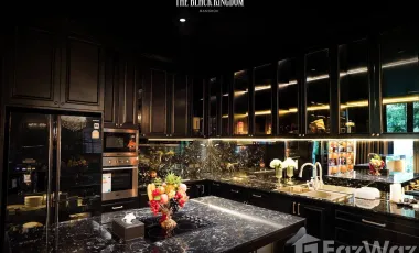 4 Bedroom Villa for sale in Bang Ao, Bangkok