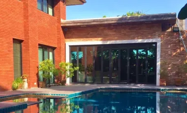 4 Bedroom Villa for sale at Panya Indra P1