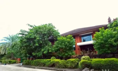 4 Bedroom Villa for sale at Panya Indra P1
