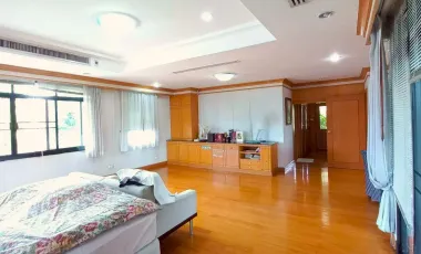 4 Bedroom Villa for sale at Panya Indra P1