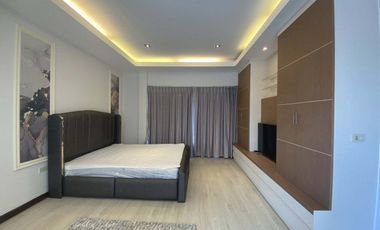 Luxury Pool Villa at Noble Tara Pattanakan - Sale/Rent