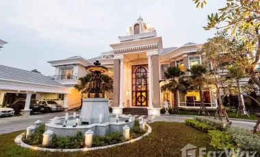 5 Bedroom Villa for sale in Din Daeng, Bangkok