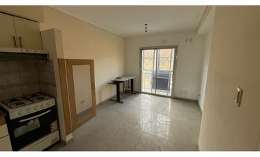 VENTA 3 AMBIENTES CON COCHERA DOBLE EN LANUS OESTE