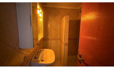 VENTA 3 AMBIENTES CON COCHERA DOBLE EN LANUS OESTE