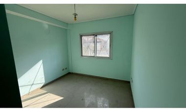 VENTA 3 AMBIENTES CON COCHERA DOBLE EN LANUS OESTE