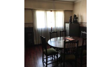 OPORTUNIDAD VENTA 6 AMBIENTES 150m2 A METROS DE AV MARTNEZ DE HOZ