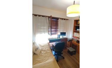 Semipiso 3 ambientes Edif. Categoría. Plaza Mitre