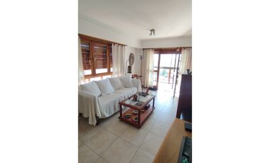 Semipiso 3 ambientes Edif. Categoría. Plaza Mitre