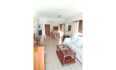 Semipiso 3 ambientes Edif. Categoría. Plaza Mitre