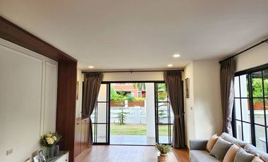 Modern Luxury House next to the Golf course