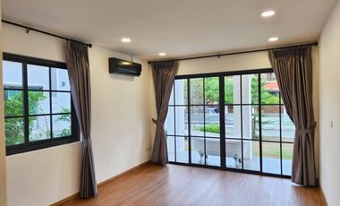 Modern Luxury House next to the Golf course