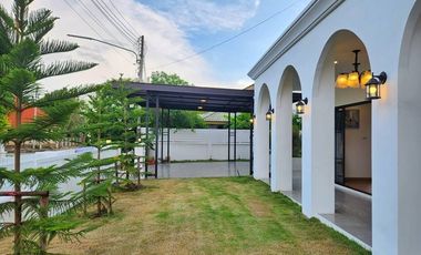 Modern Luxury House next to the Golf course