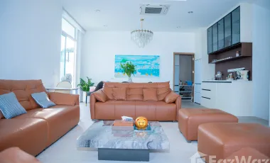 4 Bedroom Villa for sale in Saphan Sung, Bangkok