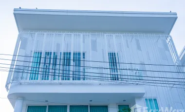 4 Bedroom Villa for sale in Saphan Sung, Bangkok