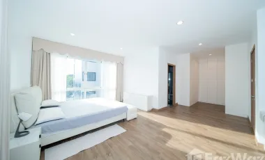 4 Bedroom Villa for sale in Saphan Sung, Bangkok