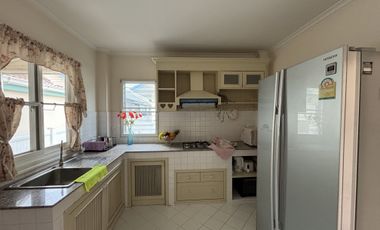 3 BR COZY COTTAGE HOUSE