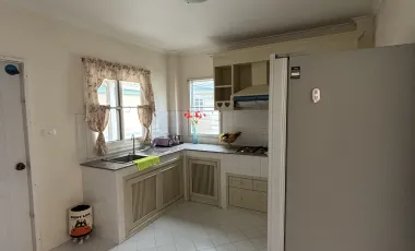 3 BR COZY COTTAGE HOUSE