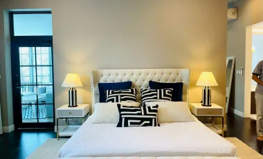 A Luxury Single House in Pattanakarn