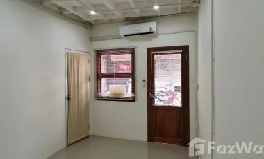 3 Bedroom Townhouse for sale in Chang Phueak, Chiang Mai