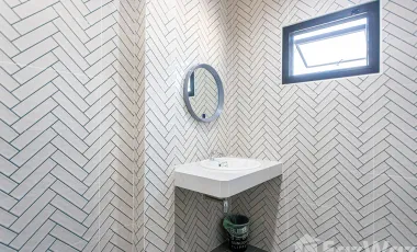 4 Bedroom Villa for sale in San Sai Luang, Chiang Mai