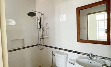 Modern Elegance in the Heart of Hang Dong