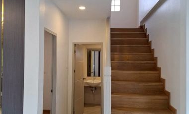 4BR House in Laguna Home 5