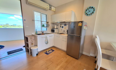 Lovely condo with 2bedrooms and 1bathrooms