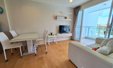 Lovely condo with 2bedrooms and 1bathrooms