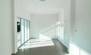 3 Bedroom Townhouse for sale at Pawarisa Village