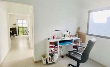 Casa en Fraccionamiento en Burgos Bugambilias Temixco - M2AI-893-Fr