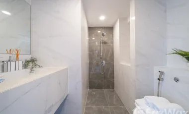 1 Bedroom Condo for sale at Origin Plug and Play SaiLuat Station