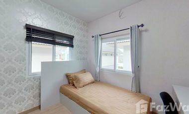 4 Bedroom House for sale at Thanakrit House