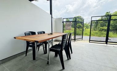 Brand new western standard quality home