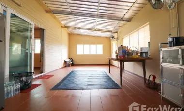 6 Bedroom House for sale in Lampao, Kalasin
