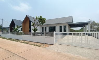 3 Bedroom House for sale in Phang Khwang, Sakon Nakhon