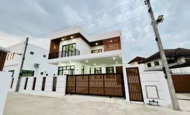 4 Bedroom Villa for sale in Mae Hia, Chiang Mai