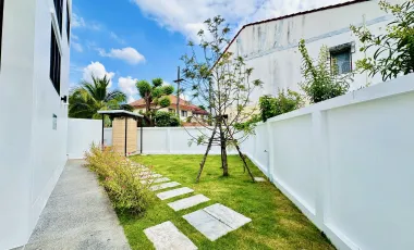4 Bedroom Villa for sale in Mae Hia, Chiang Mai