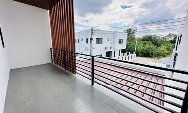 4 Bedroom Villa for sale in Mae Hia, Chiang Mai