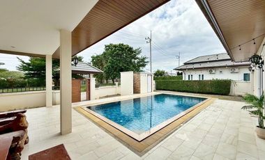 3 Bedroom Pool Villa for Rent at Nice Breeze 7