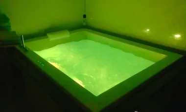 7 Bedrooms, 7 Bathrooms