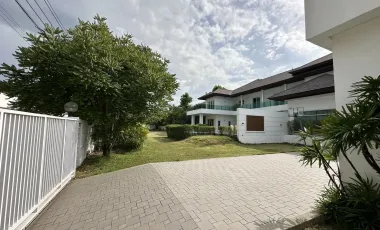 7 Bedrooms, 7 Bathrooms