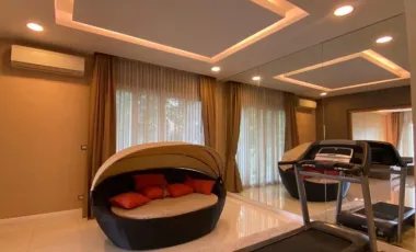 7 Bedrooms, 7 Bathrooms