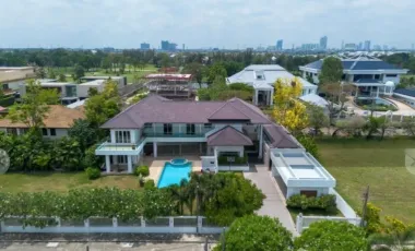 7 Bedrooms, 7 Bathrooms