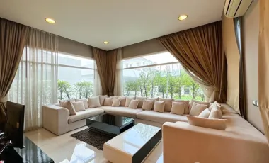 7 Bedrooms, 7 Bathrooms