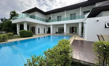 7 Bedrooms, 7 Bathrooms