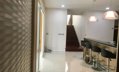 7 Bedrooms, 7 Bathrooms