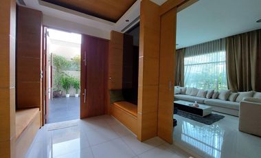 7 Bedrooms, 7 Bathrooms